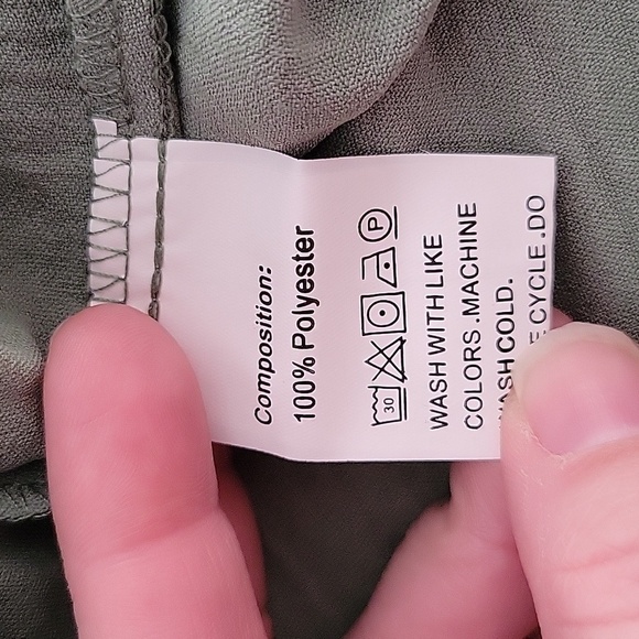 Shein V Neck Dress - Picture 11 of 12